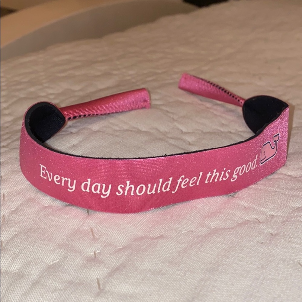 Vineyard Vines Sunglass Croakies (strap)